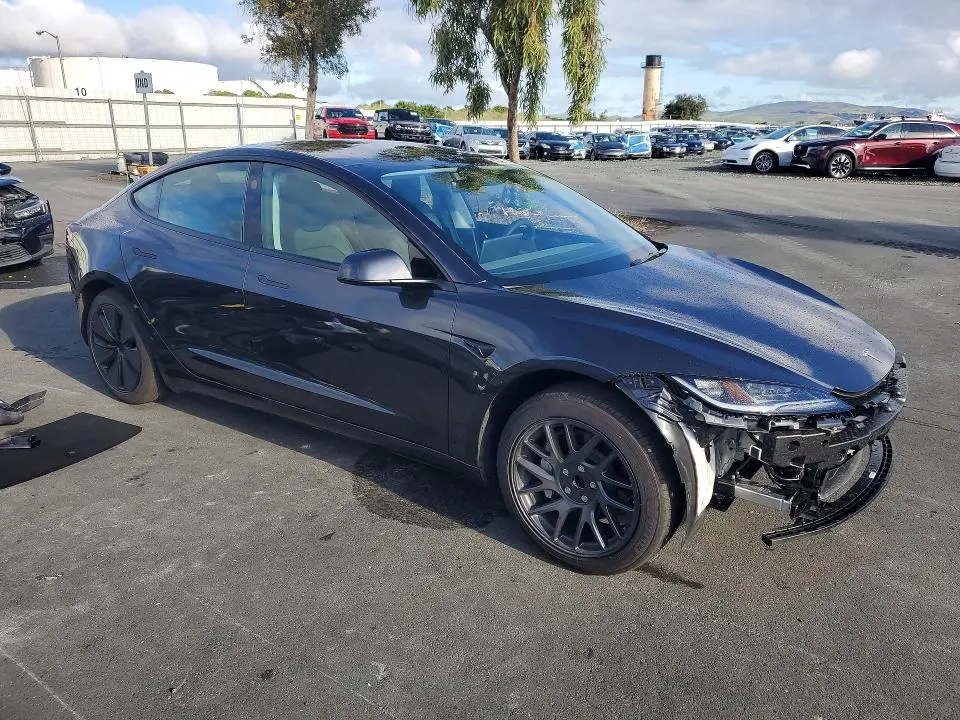 2025 TESLA MODEL 3   