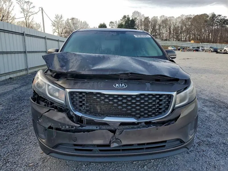 2017 KIA SEDONA LX  