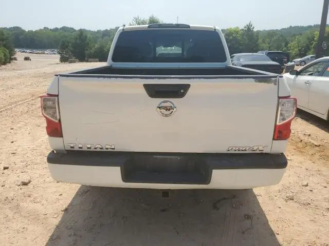 2018 NISSAN TITAN SV  