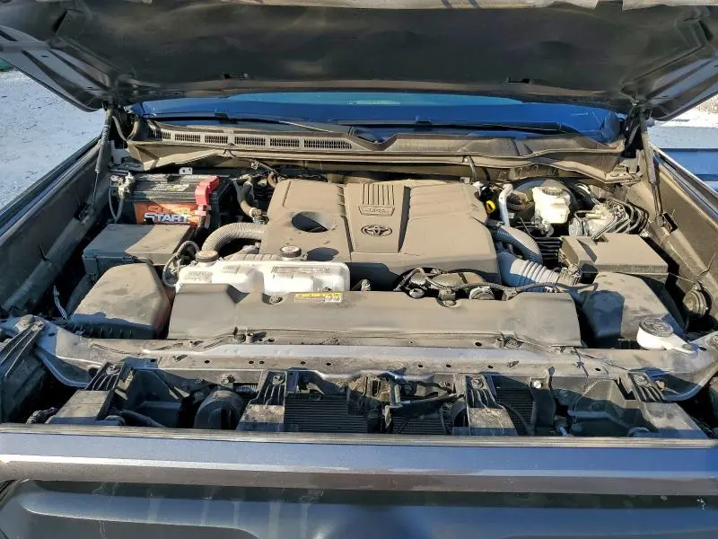 2024 TOYOTA TUNDRA CREWMAX SR  