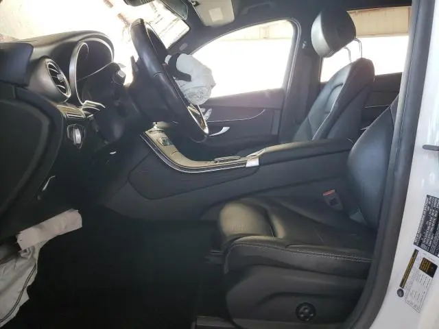 2020 MERCEDES-BENZ GLC 300  