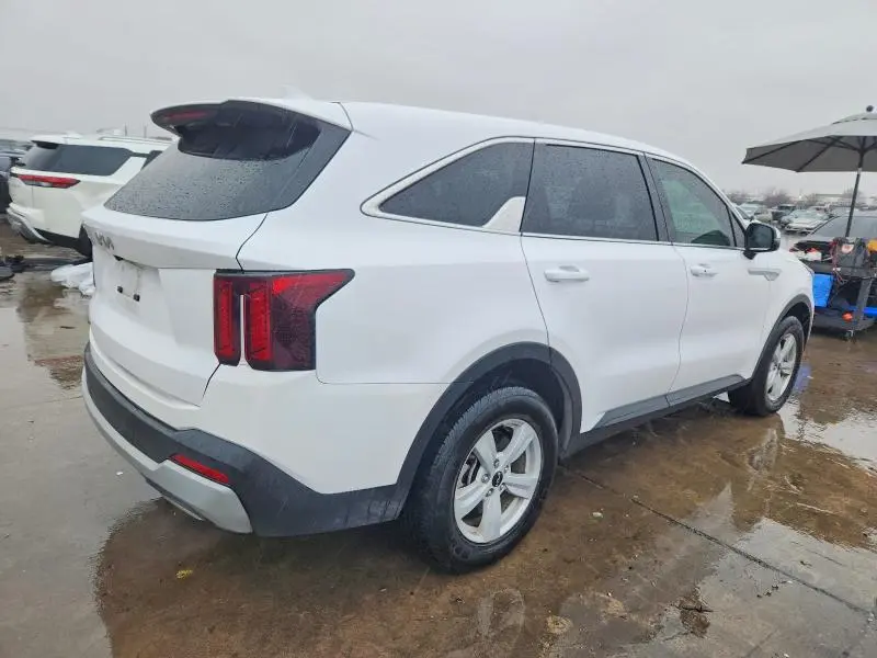 2024 KIA SORENTO LX  