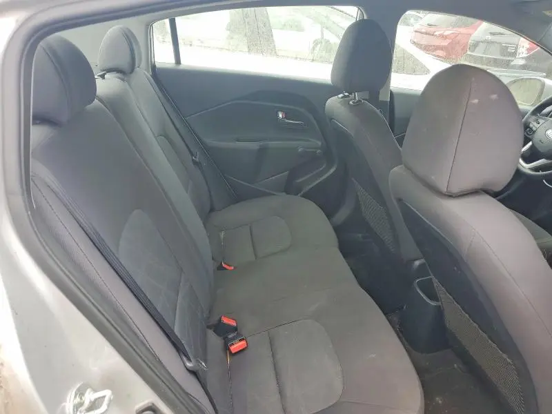2014 KIA RIO LX  