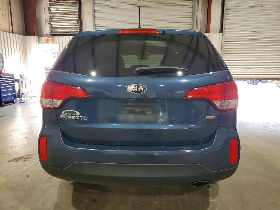 2014 KIA SORENTO LX  
