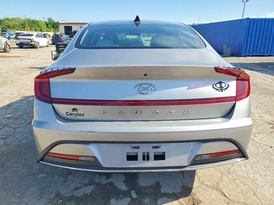 2021 HYUNDAI SONATA SE  