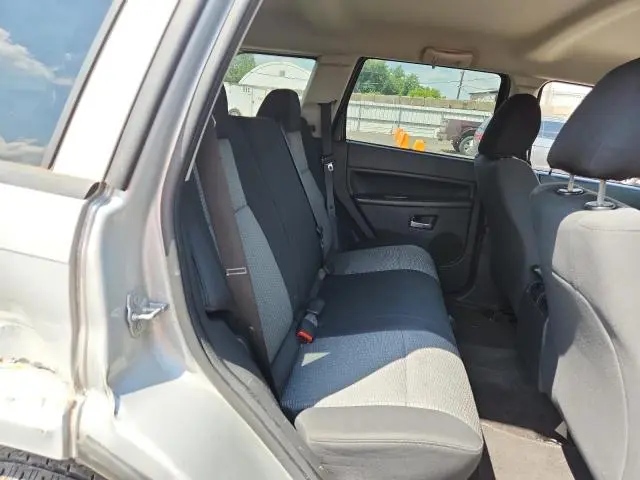 2010 JEEP GRAND CHEROKEE LAREDO  
