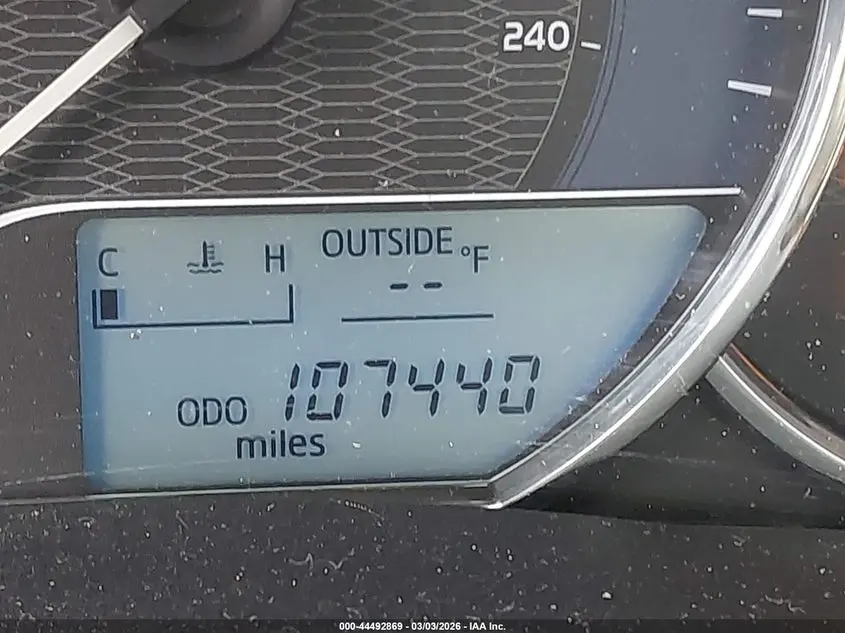 2014 TOYOTA COROLLA LE