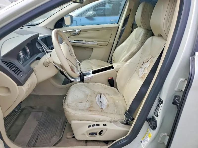 2013 VOLVO XC60 3.2  