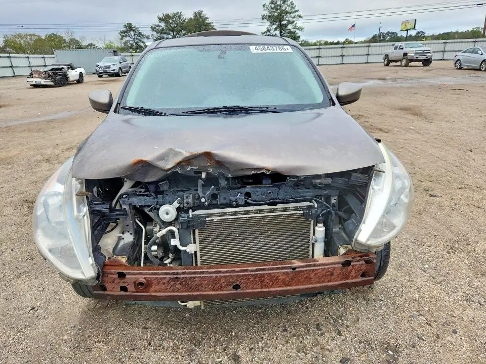 2017 NISSAN VERSA   