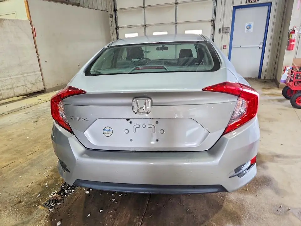 2018 HONDA CIVIC LX  