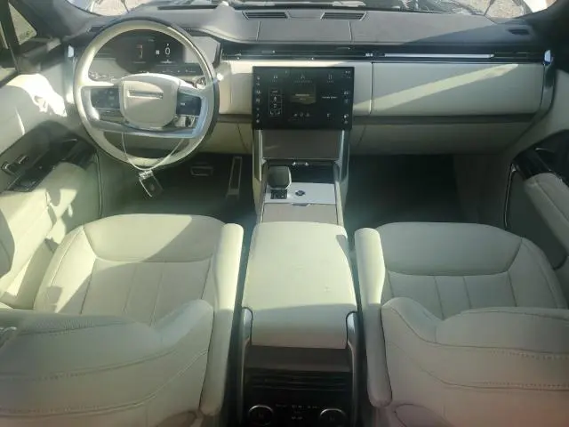 2025 LAND ROVER RANGE ROVER SE  