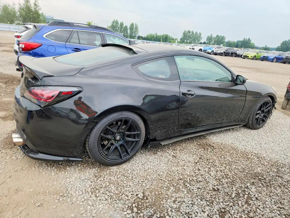 2010 HYUNDAI GENESIS   