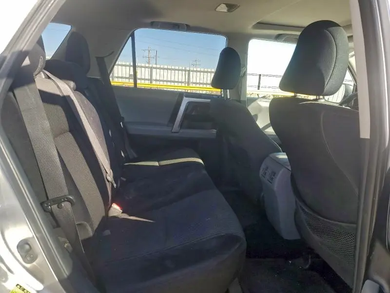 2011 TOYOTA 4RUNNER SR5  