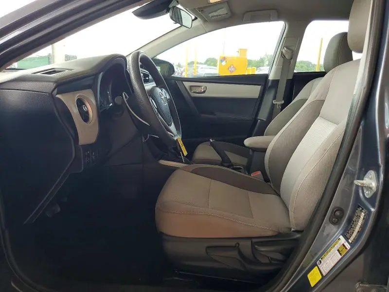 2017 TOYOTA COROLLA LE  