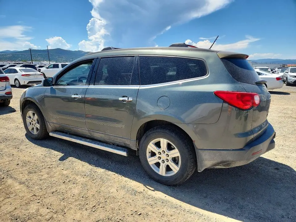 2011 CHEVROLET TRAVERSE LT  