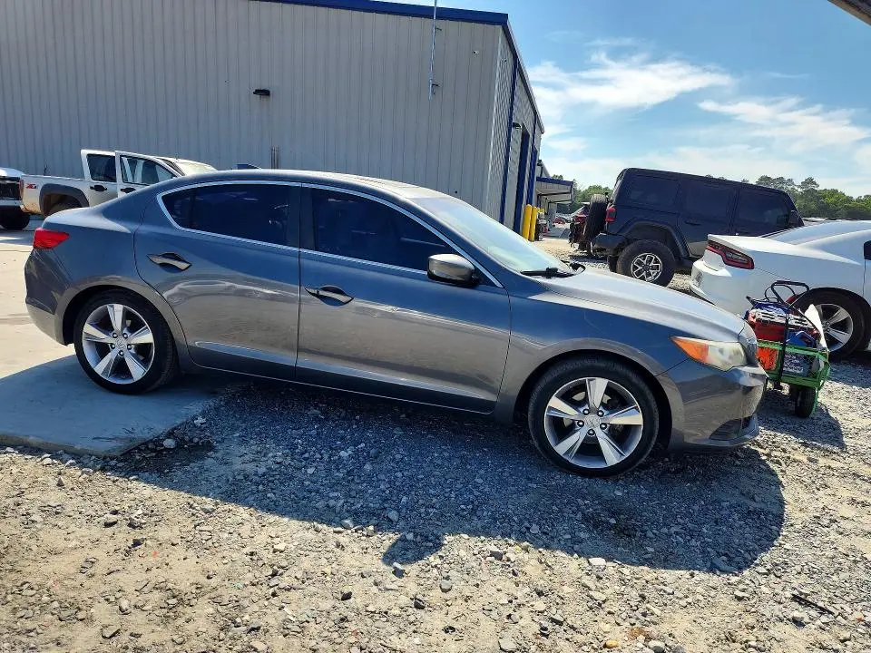 2013 ACURA ILX 20 TECH  