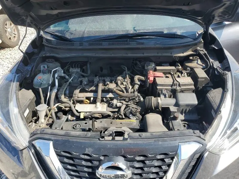 2020 NISSAN KICKS S  