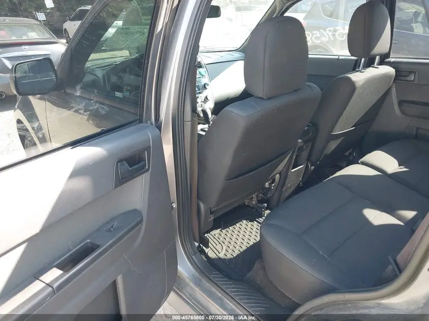 2012 FORD ESCAPE XLT