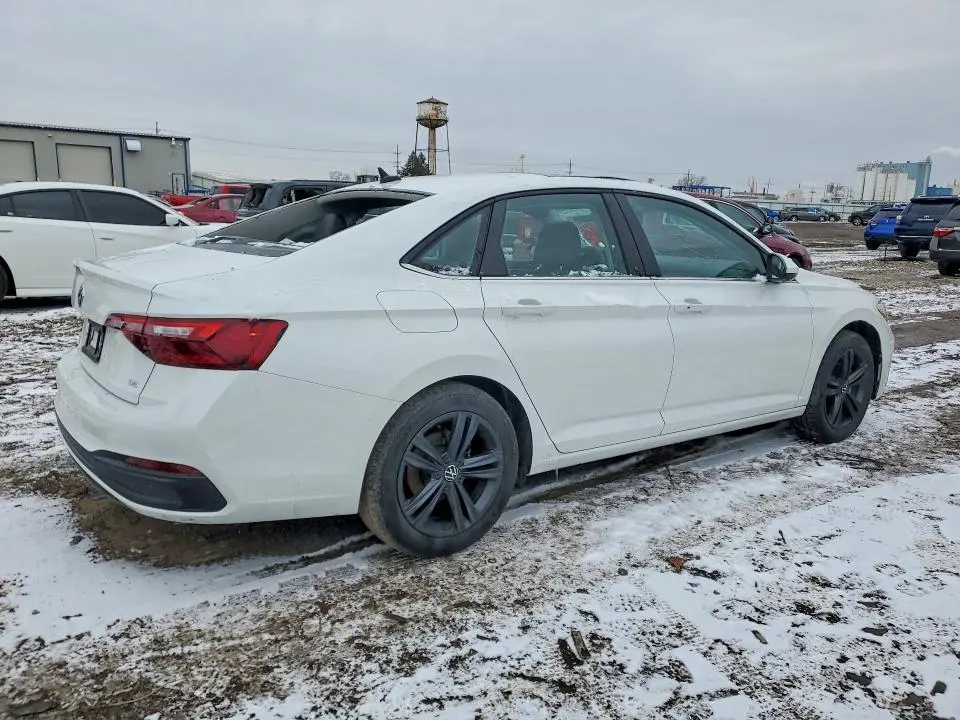 2024 VOLKSWAGEN JETTA SE  