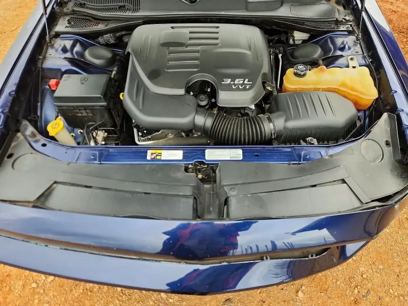 2013 DODGE CHALLENGER SXT  