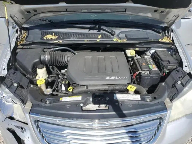 2011 CHRYSLER TOWN & COUNTRY TOURING L  