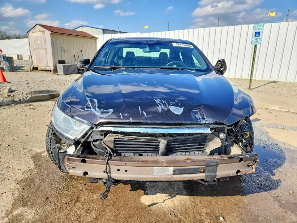 2013 FORD TAURUS SEL  