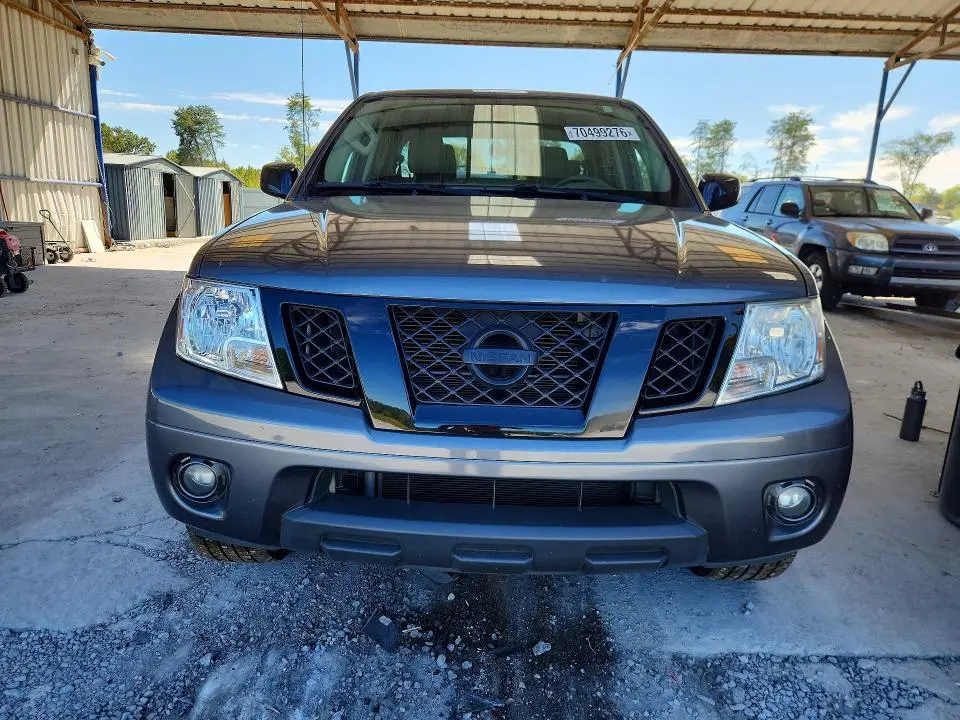 2021 NISSAN FRONTIER SV  