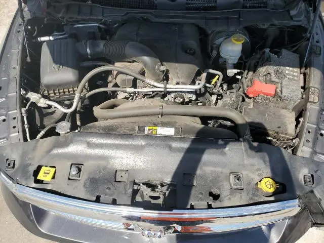 2018 RAM 1500 SLT
