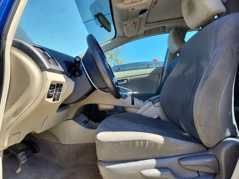 2011 TOYOTA PRIUS THREE  