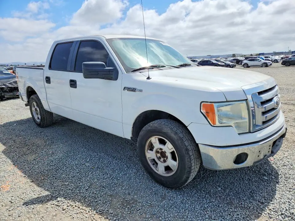 2011 FORD F150 SUPERCREW  