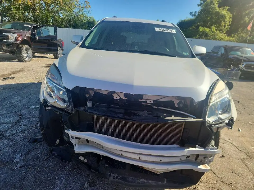 2017 CHEVROLET EQUINOX LT  