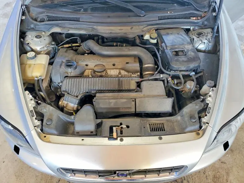 2010 VOLVO C70 T5  