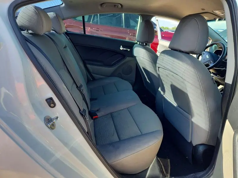 2014 KIA FORTE LX  