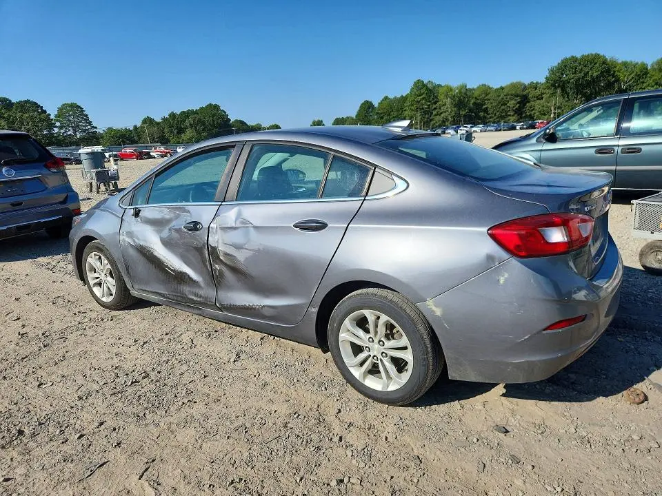 2019 CHEVROLET CRUZE LT  
