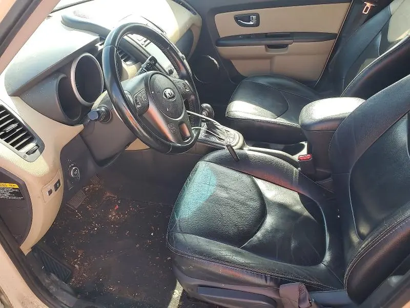2013 KIA SOUL !  