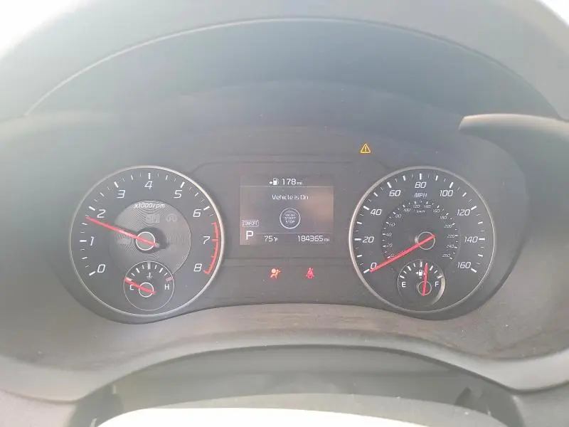 2019 KIA STINGER BASE  