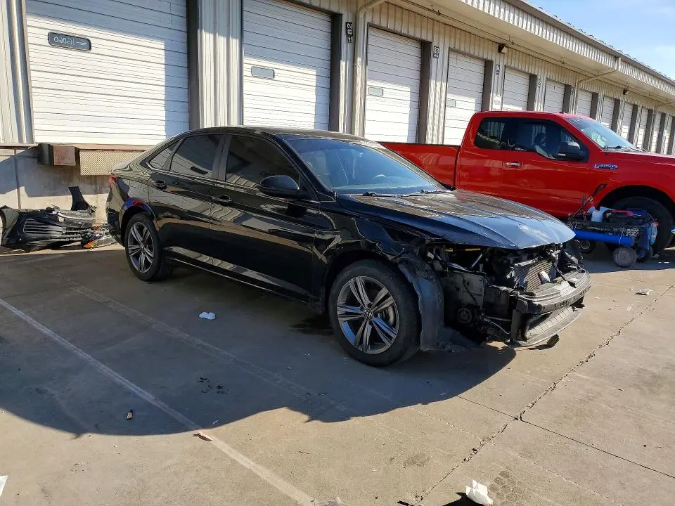 2024 VOLKSWAGEN JETTA SE  