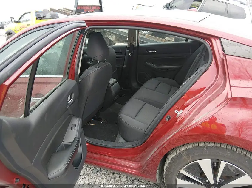 2022 NISSAN ALTIMA SV FWD