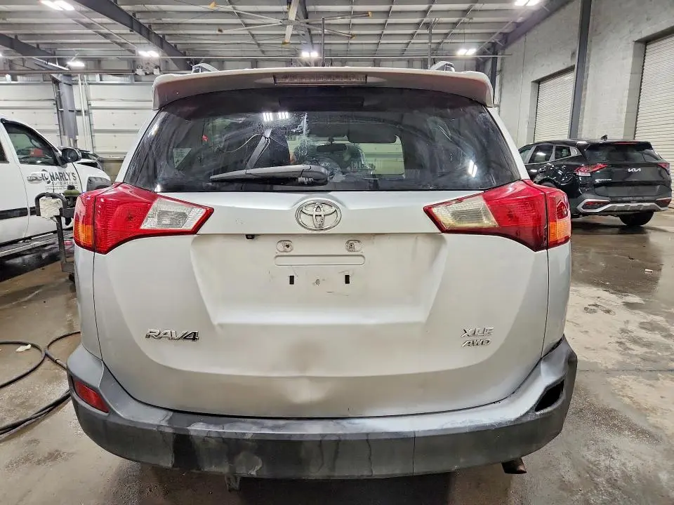 2015 TOYOTA RAV4 XLE  