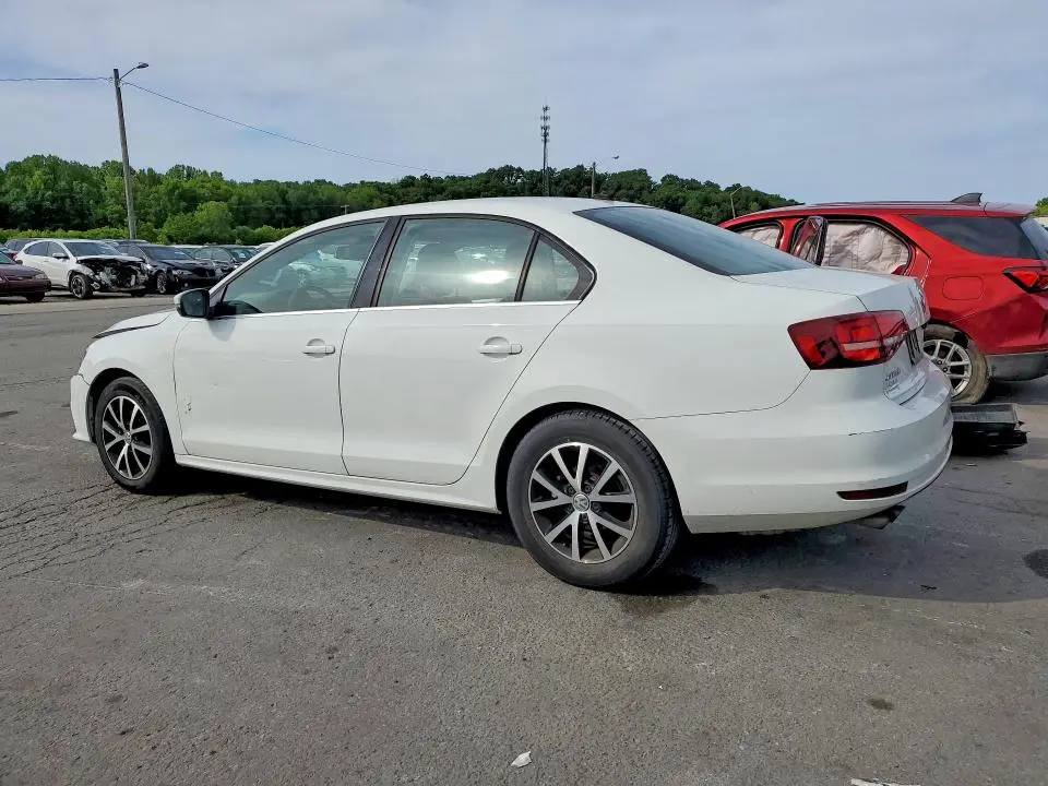 2018 VOLKSWAGEN JETTA SE  