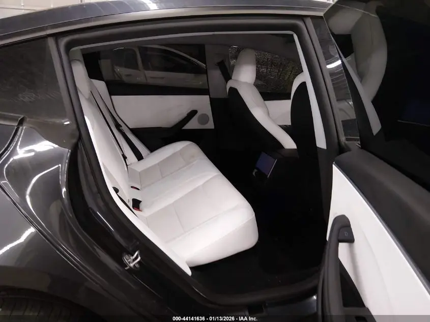 2025 TESLA MODEL 3 LONG RANGE REAR-WHEEL DRIVE/STANDARD REAR-WHEEL DRIVE