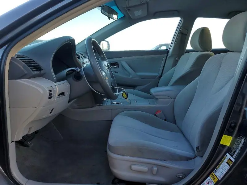 2011 TOYOTA CAMRY BASE  