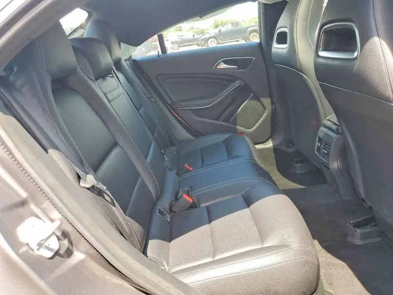 2018 MERCEDES-BENZ CLA 250 4MATIC  