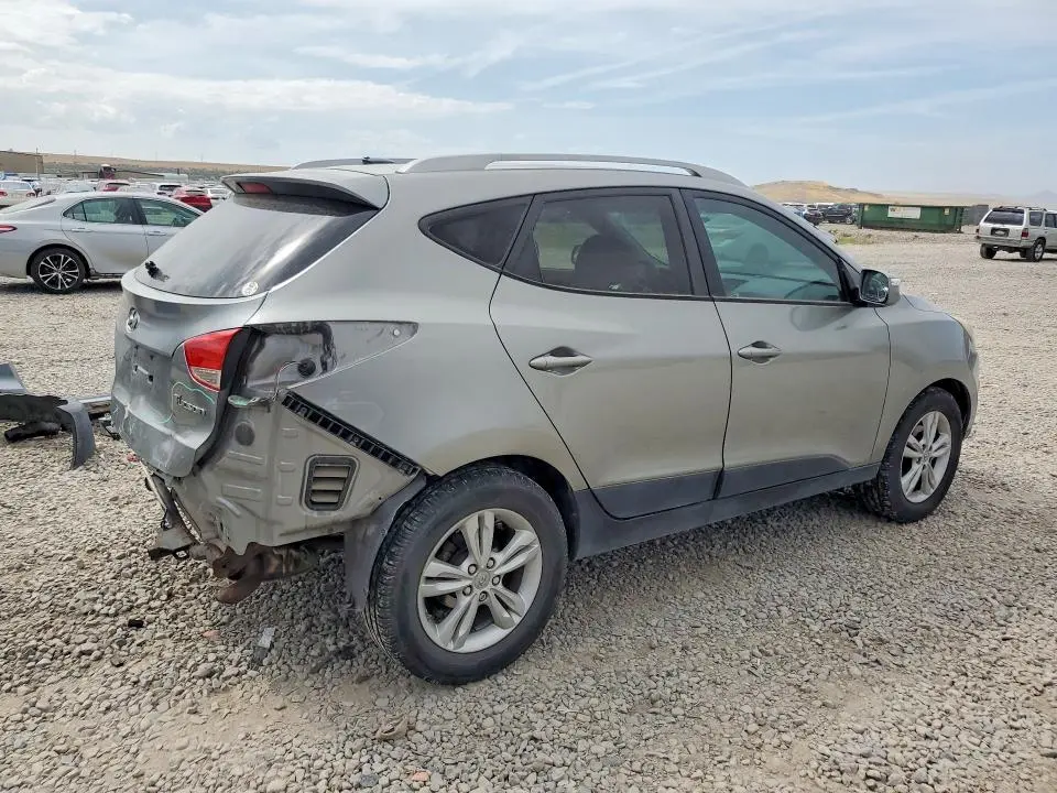 2013 HYUNDAI TUCSON GLS  