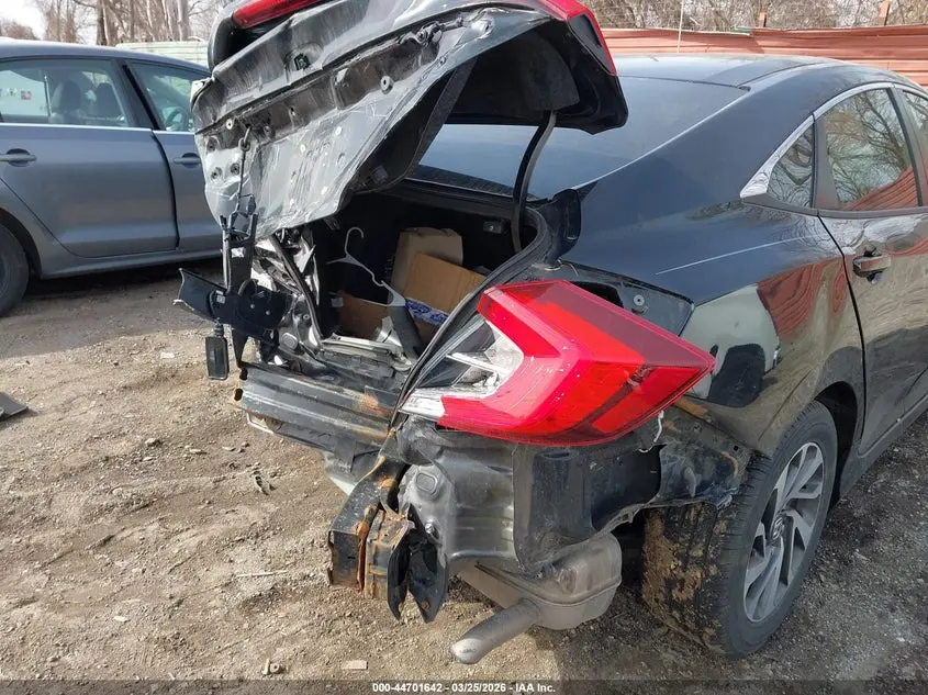 2017 HONDA CIVIC EX