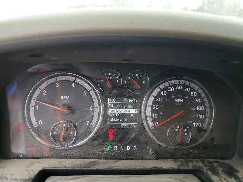 2012 DODGE RAM 1500 SLT  