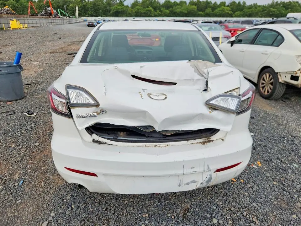 2013 MAZDA 3 I  