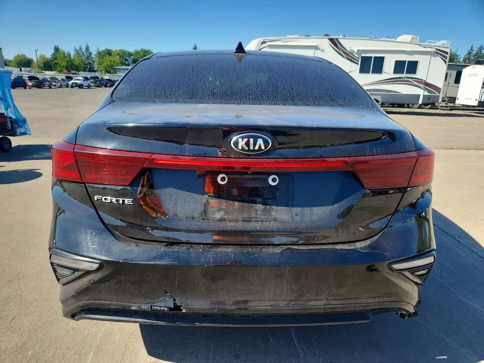 2021 KIA FORTE LXS  