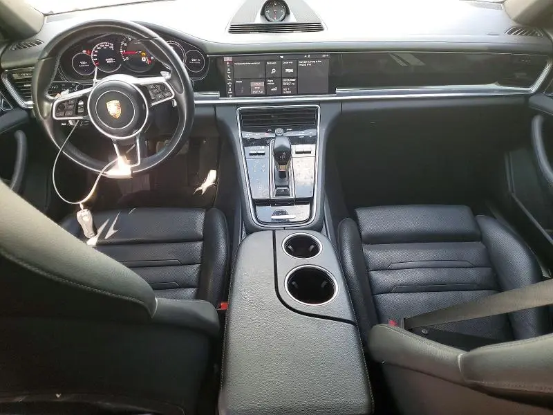 2019 PORSCHE PANAMERA   
