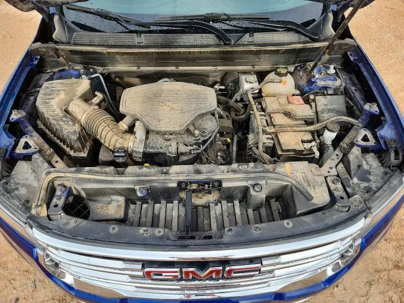2023 GMC ACADIA SLT  